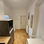 Innenstadt-sueden - & Teilweise Mit Aufzug Daire Leipzig