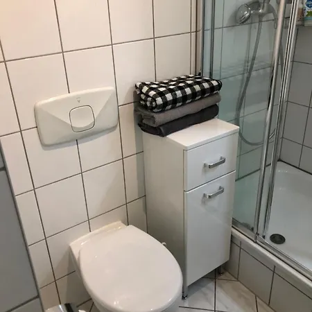 Suedliche Innenstadt- Mit Aufzug 아파트 라이프치히