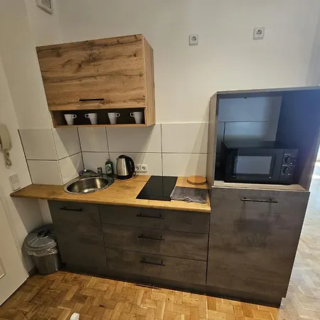 Innenstadt-sueden - & Teilweise Mit Aufzug