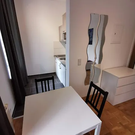 Lägenhet Suedliche Innenstadt- Mit Aufzug Leipzig
