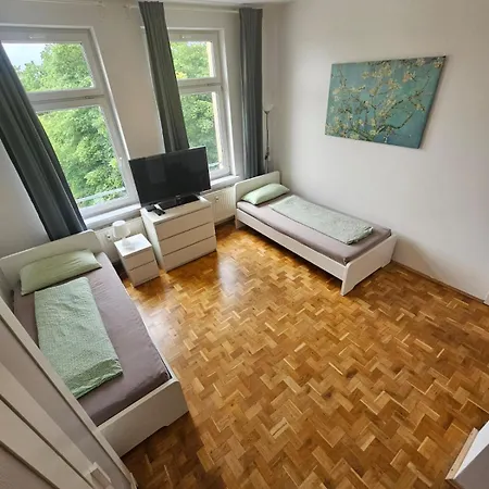 Suedliche Innenstadt- Mit Aufzug Lägenhet *