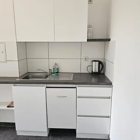 Lejlighed Innenstadt-sueden - & Teilweise Mit Aufzug *