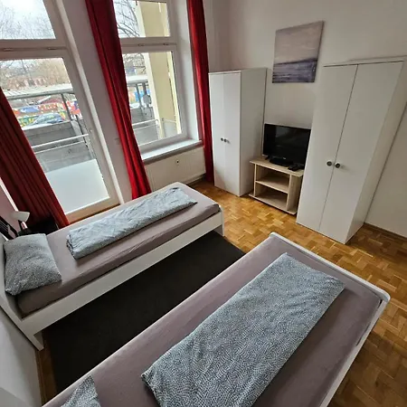 Lejlighed Innenstadt-sueden - & Teilweise Mit Aufzug Leipzig