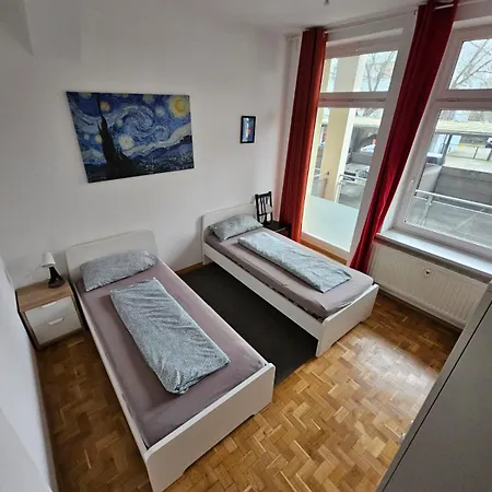 Innenstadt-sueden - & Teilweise Mit Aufzug Apartment