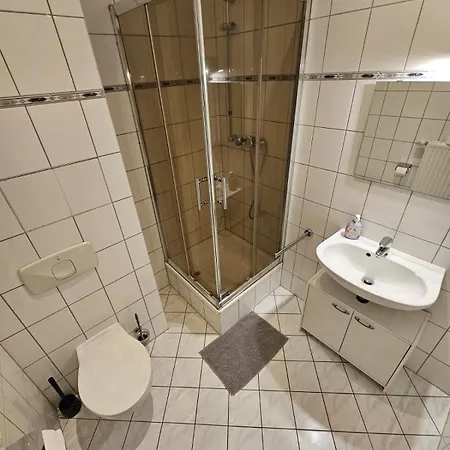 Apartment Suedliche Innenstadt- Mit Aufzug